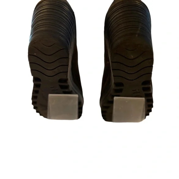 Fly London Yaz Cupido Wedge Slip On Shoe in size US 7.5-8 EU 38 Green - Picture 9 of 16